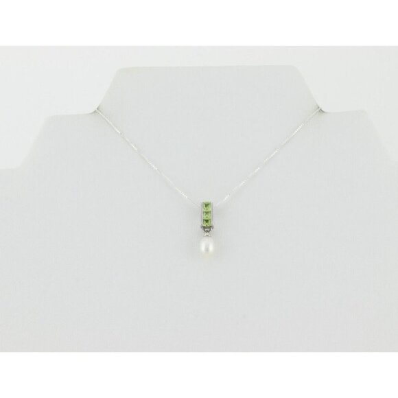 Sterling Silver Natural Peridot & Pearl Necklace 18" inch chain - Picture 6 of 8